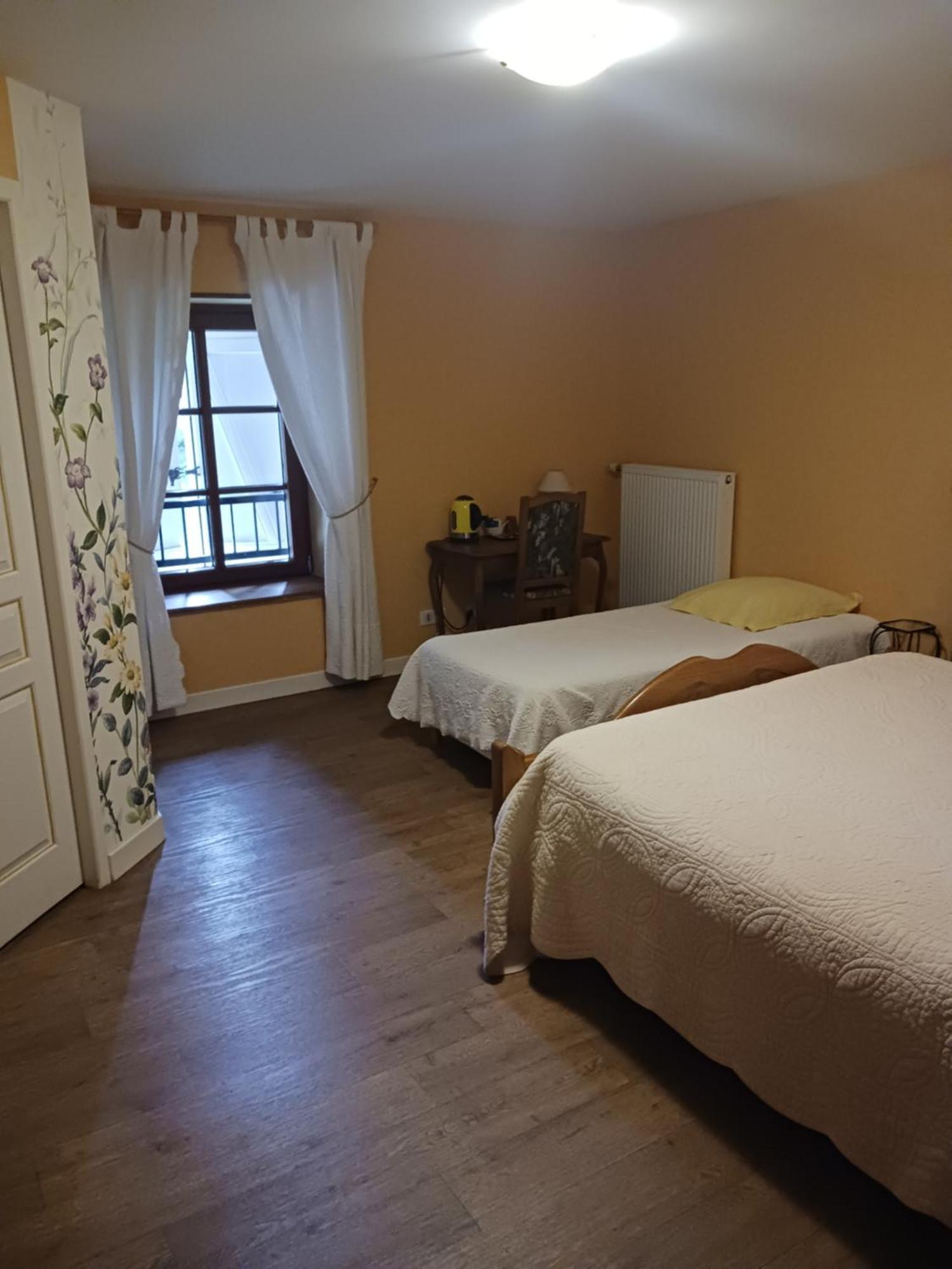 Bed and Breakfast Les Accacias Moyenmoutier Zewnętrze zdjęcie