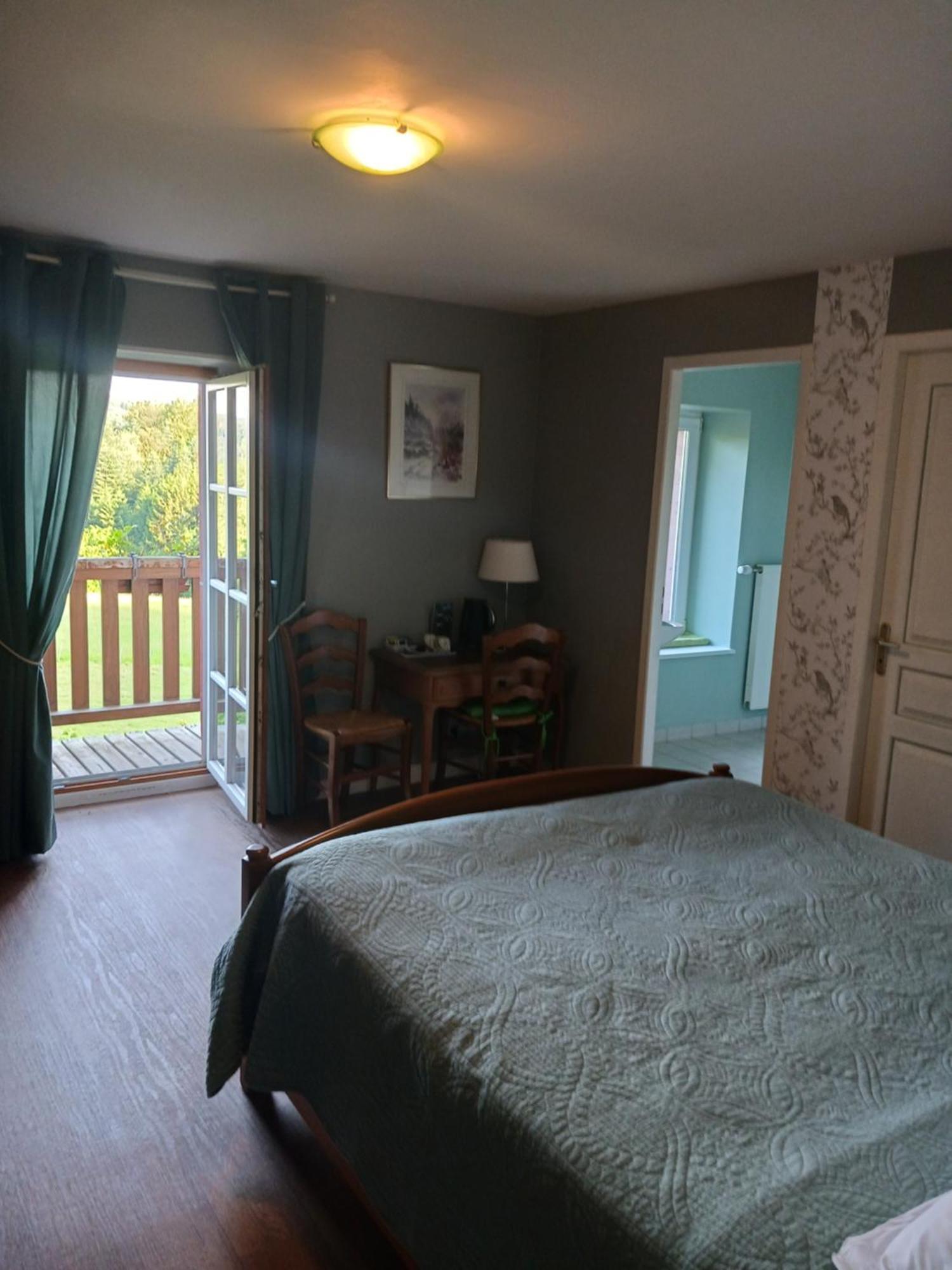 Bed and Breakfast Les Accacias Moyenmoutier Zewnętrze zdjęcie